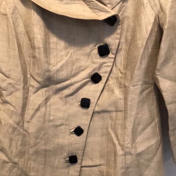 🧵 Précis Petite Beige Blazer - Picture 3 of 5